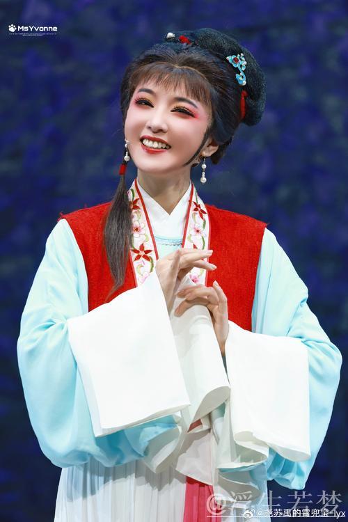 高芙：多年追梦 今朝圆梦